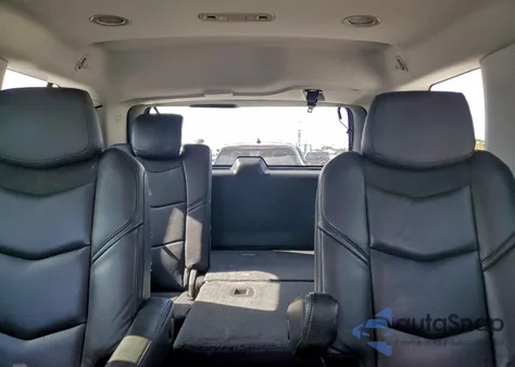 2019 Cadillac Escalade Premium Luxury z USA, uszkodzony, nr VIN 1GYS3CKJXKR152853